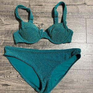Vetchy Laguna Bikini Set in Emerald with Adjustable Straps and Textured Fabric